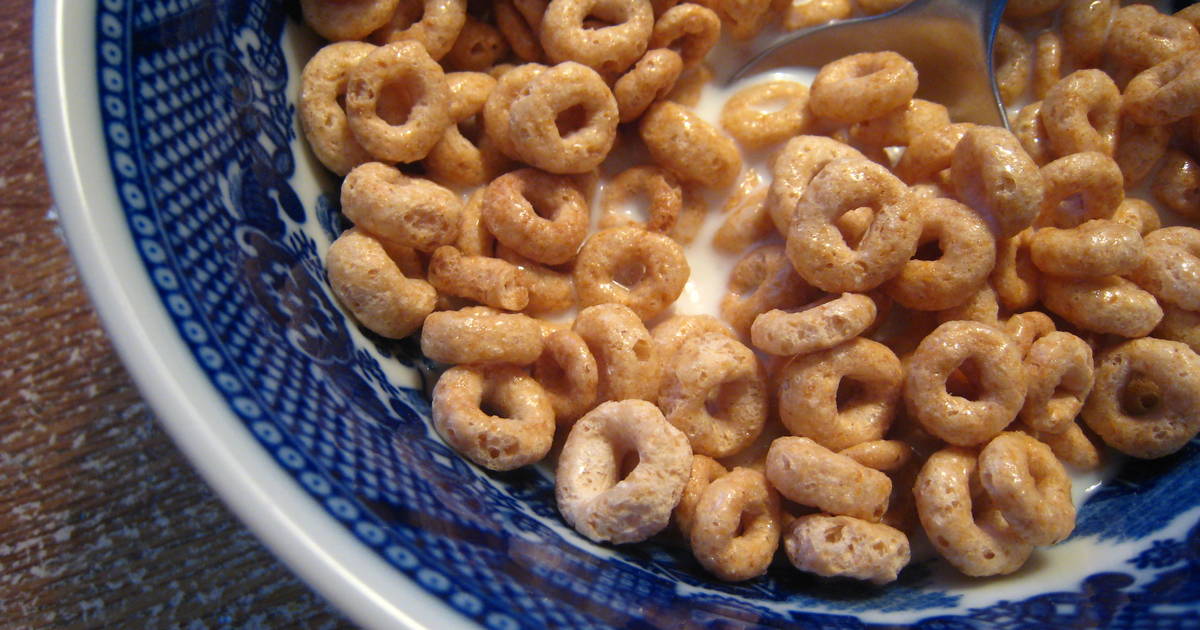 What's the differences between Cheerios and Honey Nut Cheerios