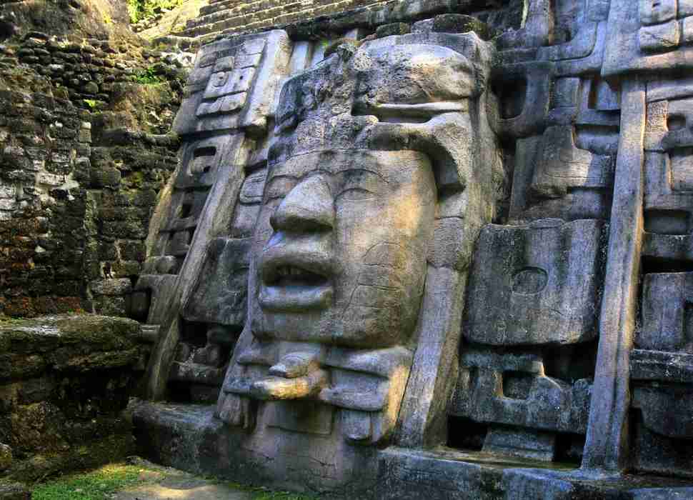 MaskTemple in Lamanai, Belize