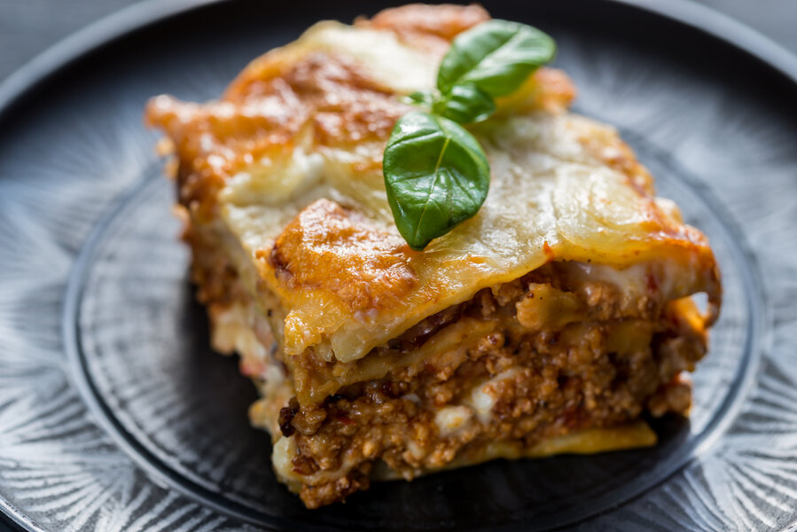 Easy Lasagna Recipes That You'll Love: Crock-Pot, Skillet, Rolls & More ...
