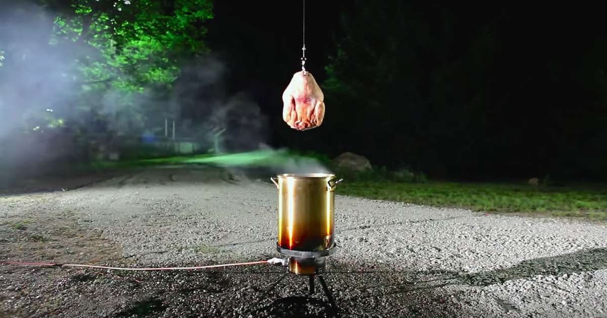 Best Deep Fried Thanksgiving Turkey Fryer Fire Videos Thrillist