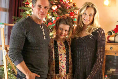 The 10 Best Hallmark Christmas Movie Storylines Of The Decade, Ranked