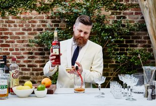 Master Bartender Ryan Casey Explains How to Create a Seasonal Cocktail