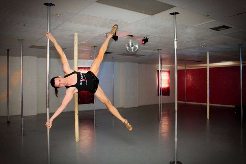 Where to take life-changing pole dance classes in Los Angeles - Los Angeles  Times