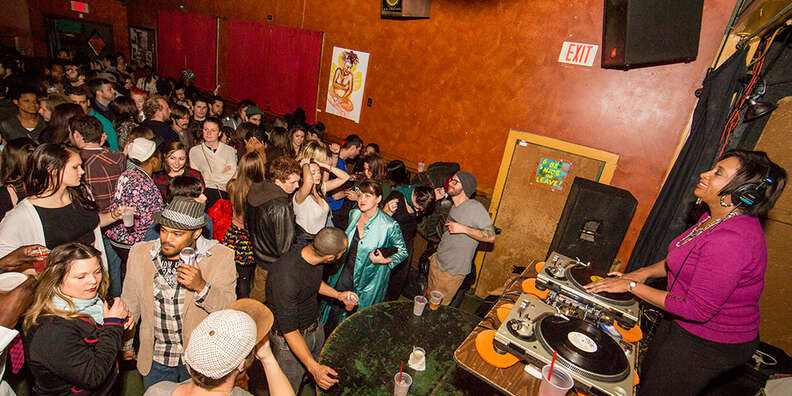 Hi Lo Lounge