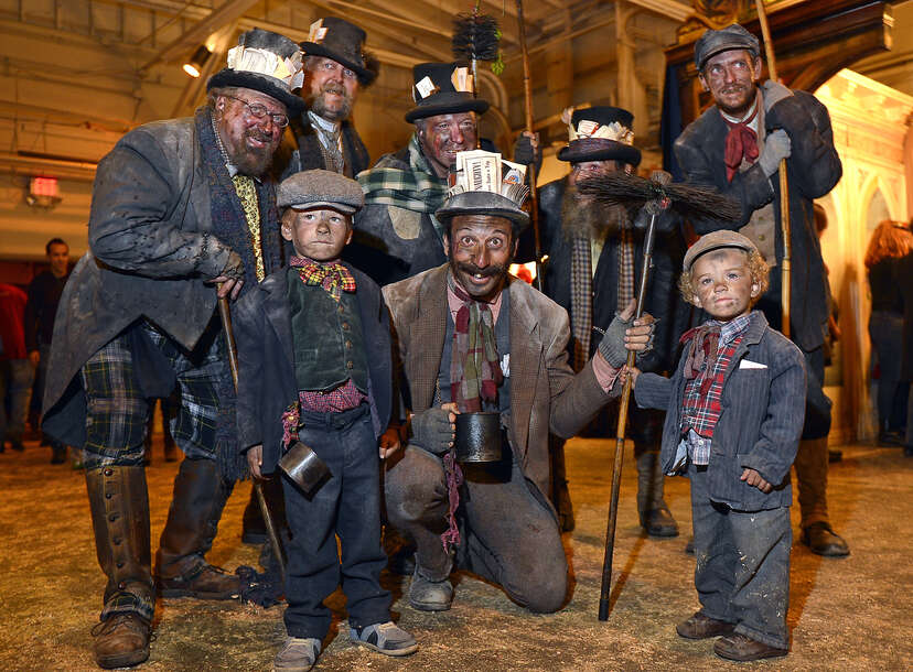 Dickens Fair: What to Know About the San Francisco Christmas