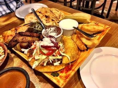 Restaurante El Salvadoreno A San Diego Ca Restaurant Thrillist