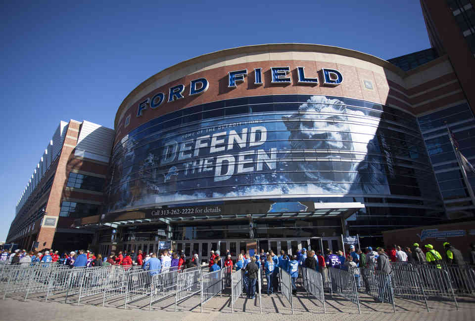 Best Nfl Football Stadiums Ranked From Dallas To Lambeau