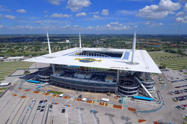 Best Nfl Football Stadiums Ranked From Dallas To Lambeau Thrillist