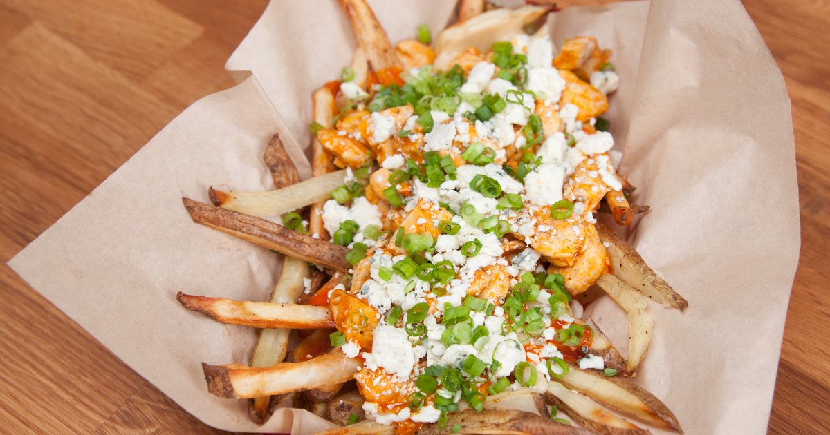 How to Make Buffalo Chicken Beer Cheese Fondue Fries Recipe Videos