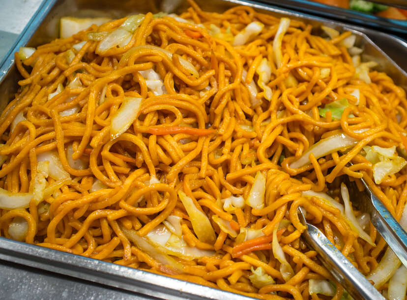 Funny Video of a Giant Wok Explains How Chinese Restaurants Feed 60 People  - Thrillist