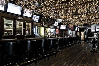 Lotties Pub