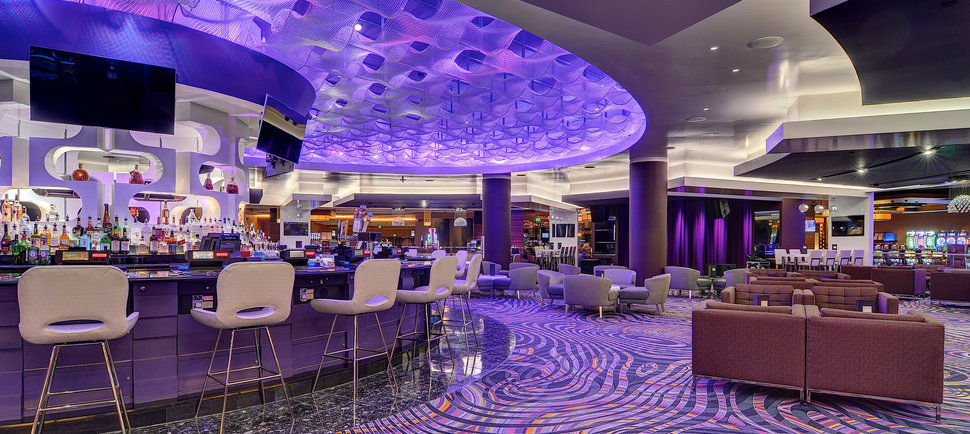 15 Detroit Bars Open on Christmas Day