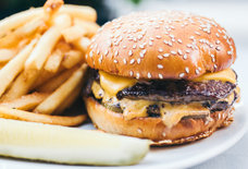 The Best Burgers in Chicago, Ranked by Our National Burger Critic 