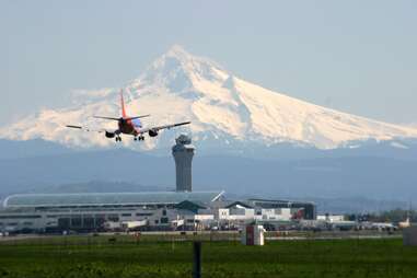 Plane landing at Portland