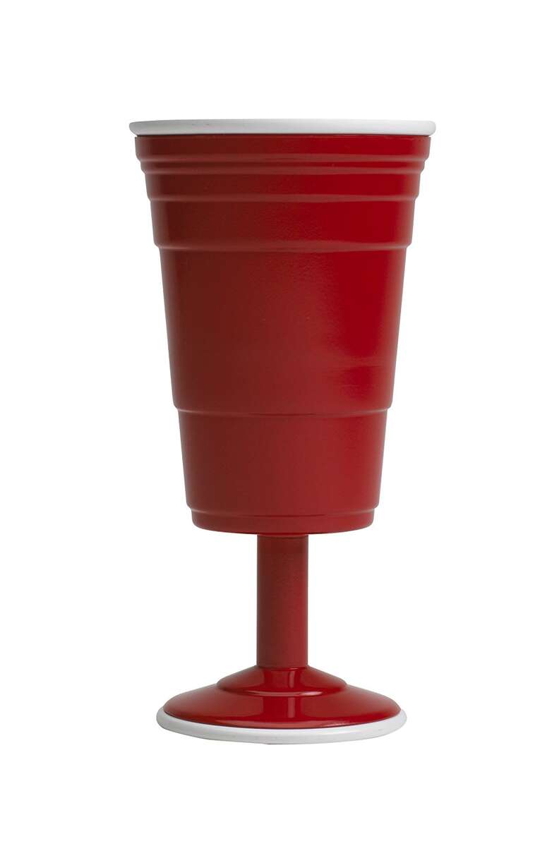 Inventor of the Red Solo Cup, Robert Leo Hulseman, Dies at 84