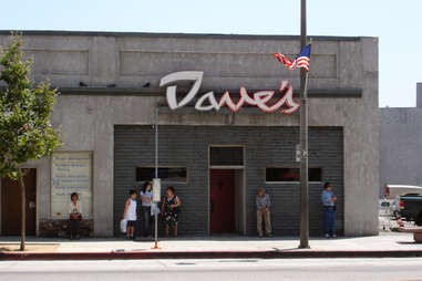dave's bar los angeles dive bar