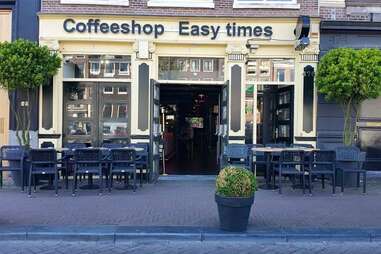 Easy Times coffeeshop amsterdam