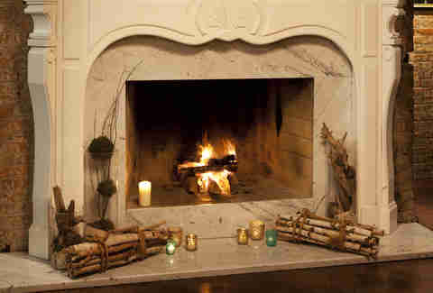 Best Fireplace Bars In Chicago Thrillist