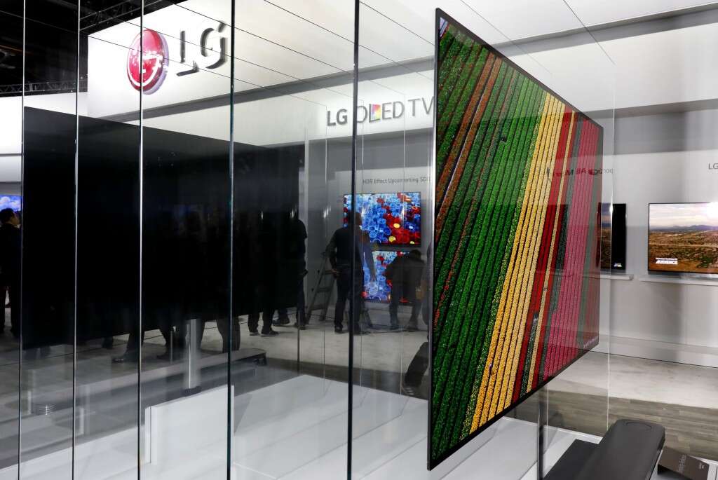 lg signature OLED4K  W series