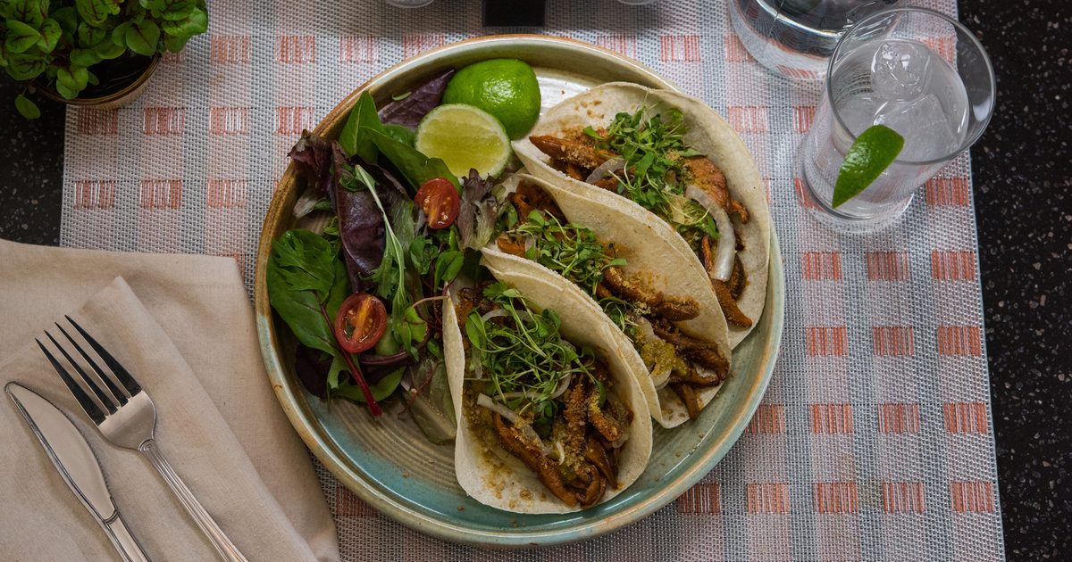 Attention, Vegetarian Travelers! Dirt Candy's Amanda Cohen Has Opened a New Restaurant at Newark Airport. - Thrillist