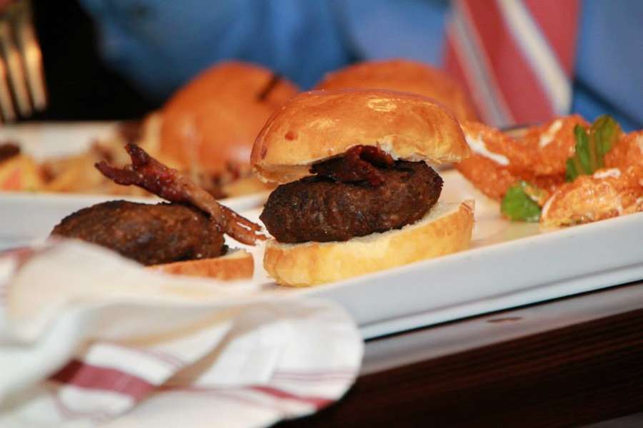 Milt's Barbecue for the Perplexed A Restaurant in Chicago, IL Thrillist