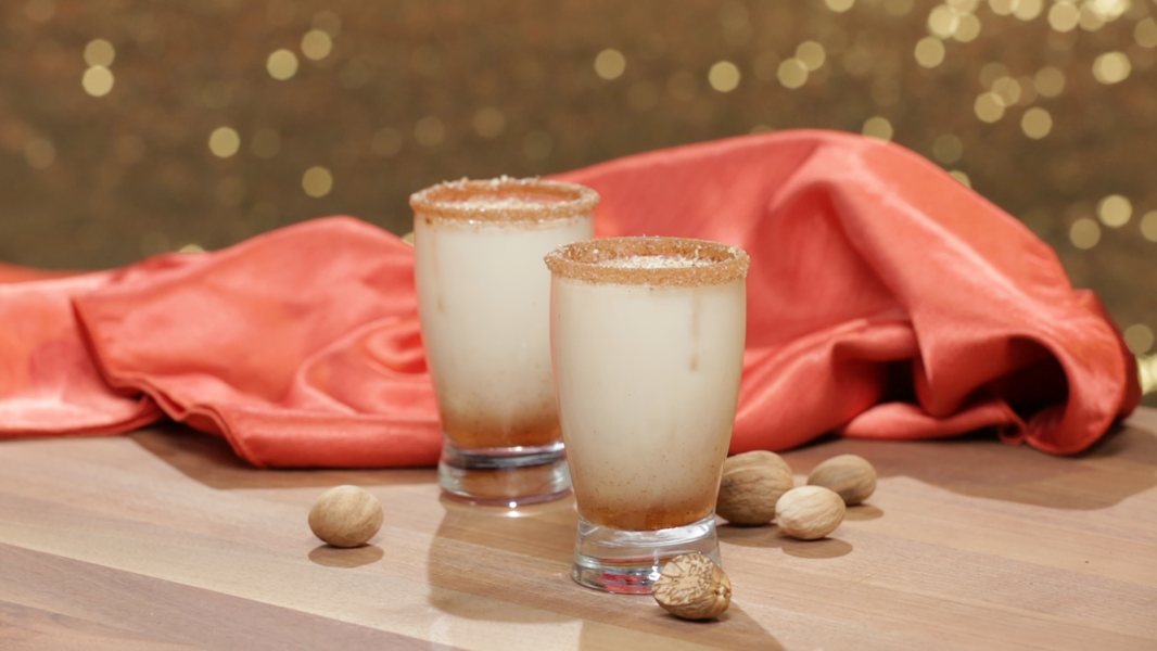 Here's How to Make an Almond Tequila Horchata Cocktail Recipe - Thrillist