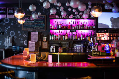 Bar Pink