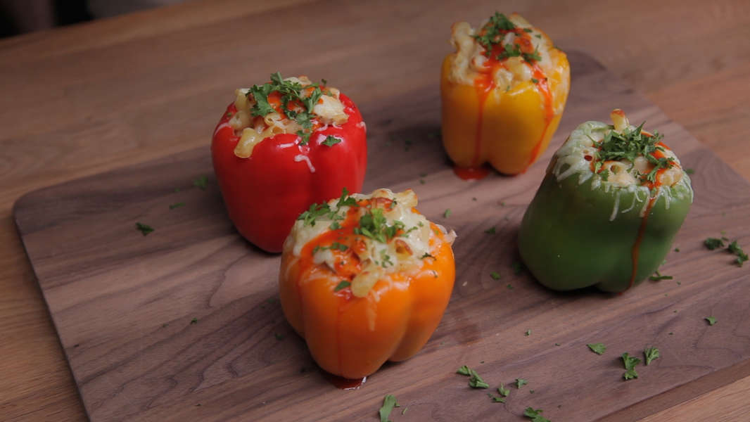 How to Make a Mac and Cheese Stuffed Bell Pepper Recipe Thrillist