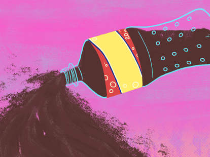 Should Sugary Drinks Have Warning Labels? - Thrillist