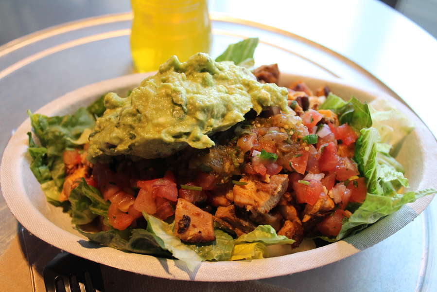 Chipotle Calorie Counts Nutrition Facts For Burritos Bowls Salads 