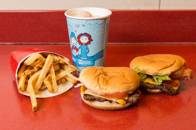 Best Late Night Fast Food Orders: What to Get Late Night at Chains ...