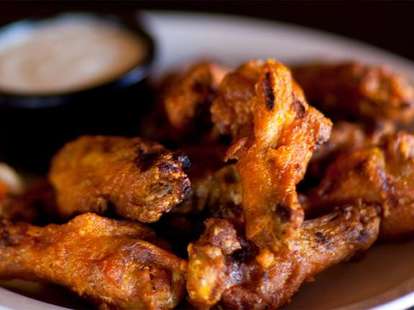 Teakwoods Tavern and Grill Gilbert wings
