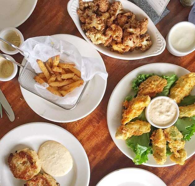 Hyde Park Bar & Grill A Restaurant in Austin, TX Thrillist