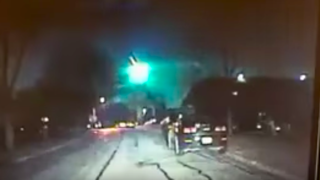 Bright Green Fireball Explodes Over the Midwest - Thrillist