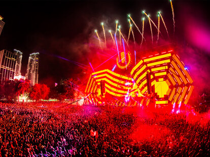 America's Most Epic Spring Celebrations - Thrillist