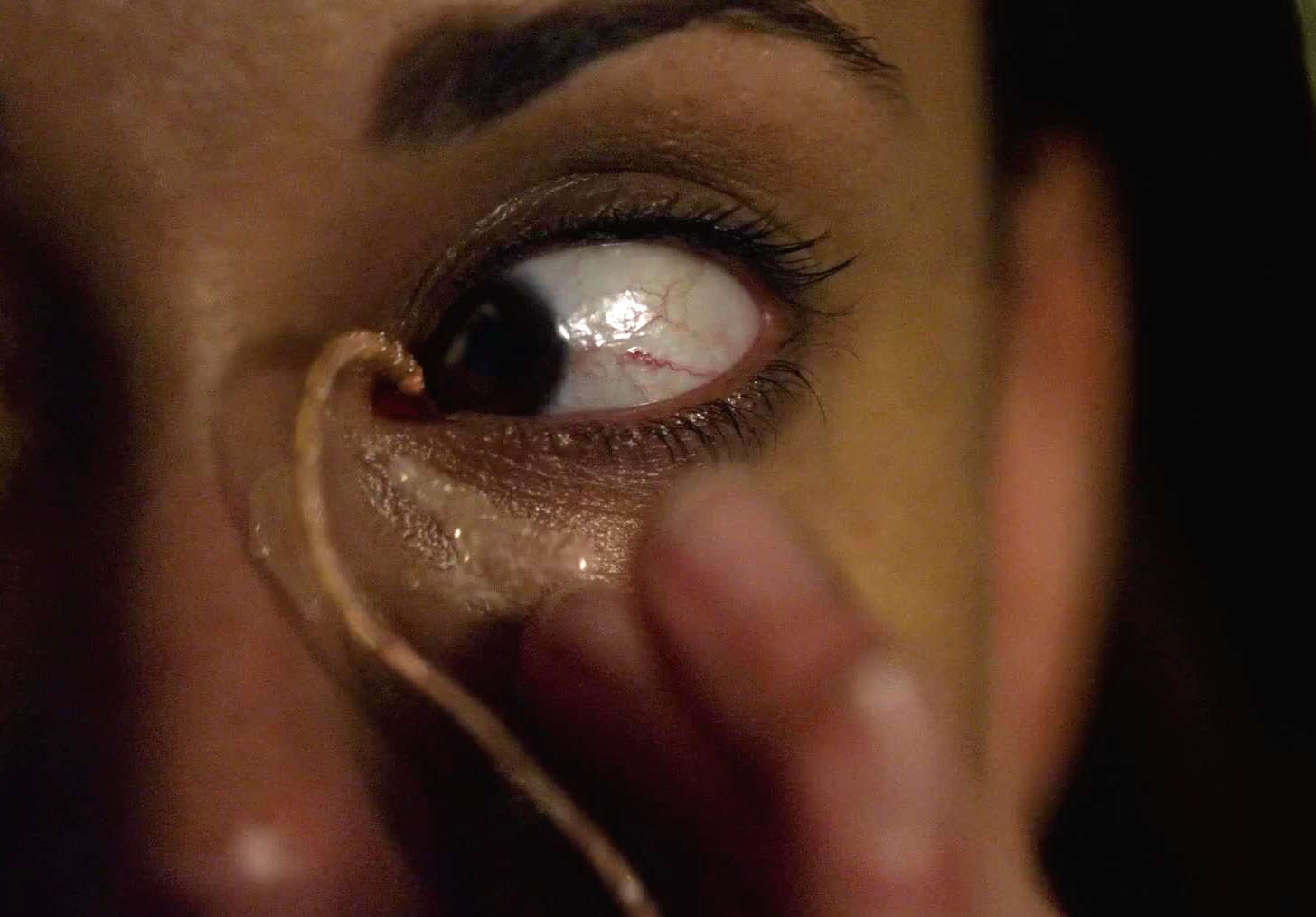 gross tv moments - the strain eye worm