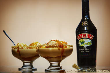 Coconut Snowball Cocktail - Winter Dessert Cocktail - Baileys Original Irish Cream - Supercall