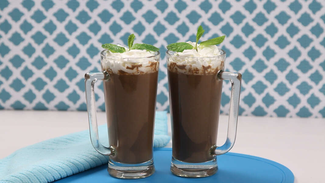 How to Make Tequila Mint Alcoholic Hot Chocolate Recipe Thrillist