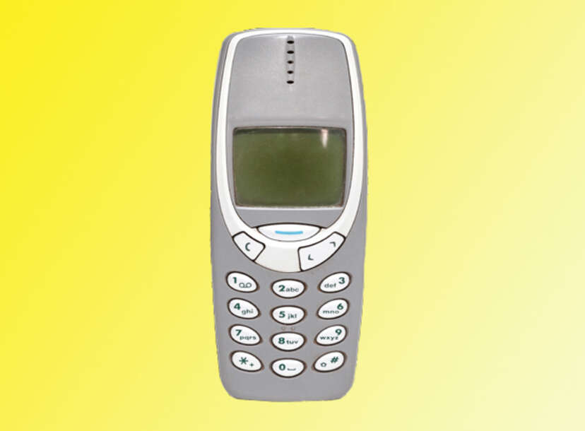 The old Classic Nokia 3310 , Legendary phone specifications 