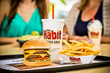 Best Burger Chains In America Fast Food Burgers Flying Under The Radar Thrillist