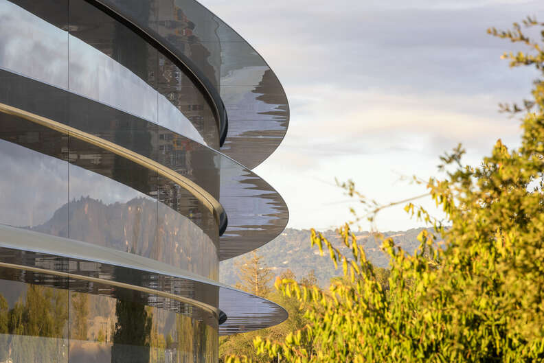 apple park facade
