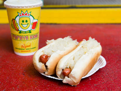 Papaya king hot dogs