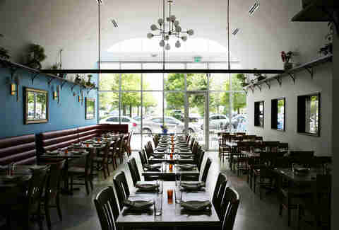 Best Restaurants In Austin Coolest Hottest Newest Places To Eat L Oca D Oro