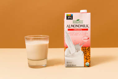 365 Organic Almond Milk original whole foods dairy free milks plant based