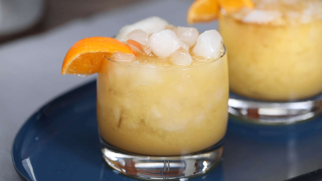 How to Make a Bourbon, Orange Ginger Juice Recipe Thrillist
