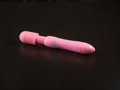 We-Vibe Smart Vibrator Costs Company $3 Million Over Hacking Concerns -  Thrillist