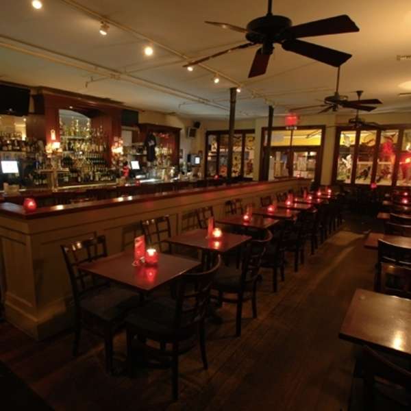 Molly Pitcher's: A Bar in New York, NY - Thrillist