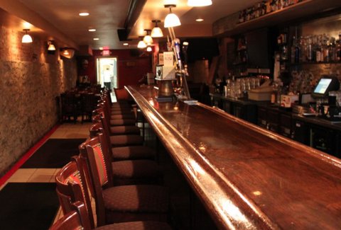 Cavanaugh's Rittenhouse: A Philadelphia, PA Bar.