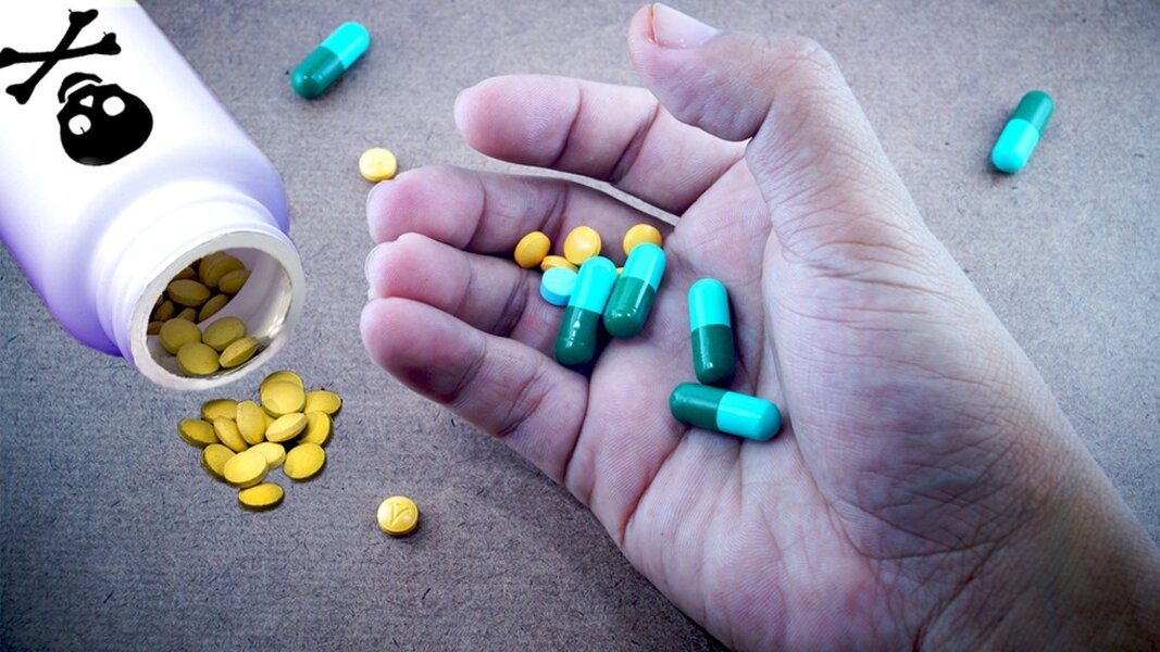 Why Is Mixing Prescription Drugs Deadly Seeker 7408