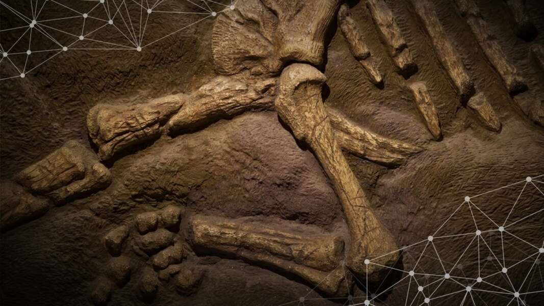 the first dinosaur in the world